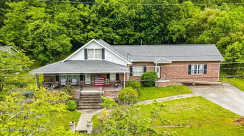 915 Cherry St, Lafollette, TN 37766