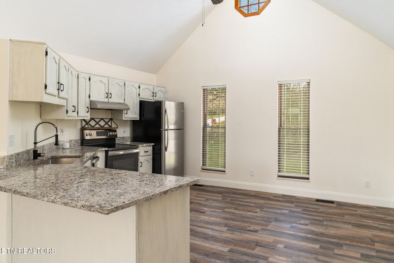 915 Circle Dr, Seymour, TN 37865