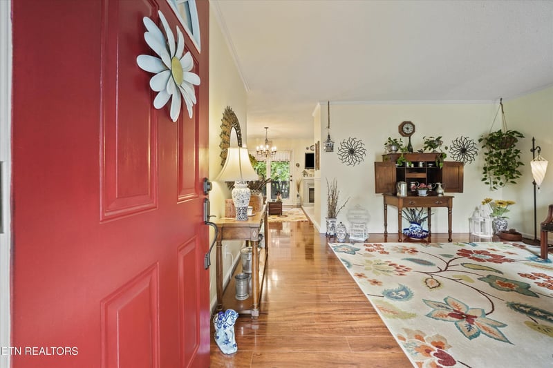 915 Danville Cir, Knoxville, TN 37923