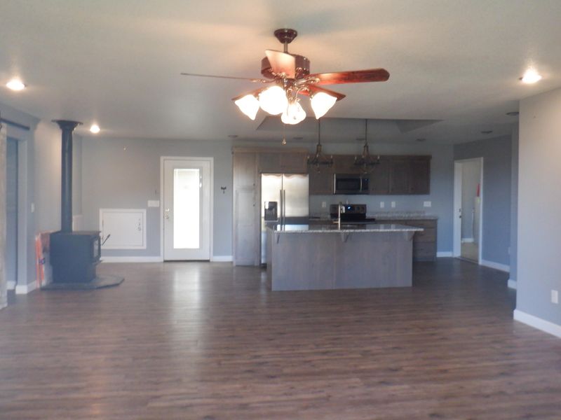915 Meister Hills Rd, Deer Lodge, TN 37726