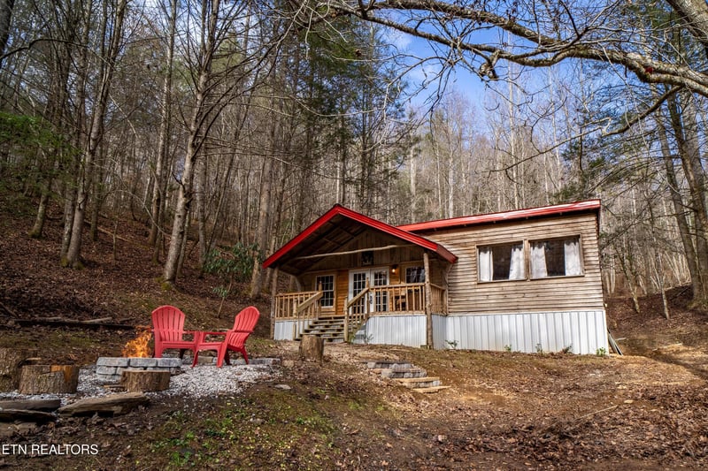 915 Newcombe Branch Way, Cosby, TN 37722