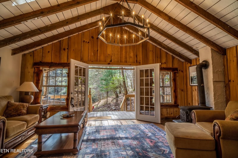 915 Newcombe Branch Way, Cosby, TN 37722