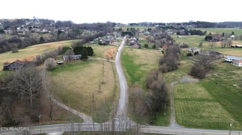 916 Carter Springs Dr, Maryville, TN 37801