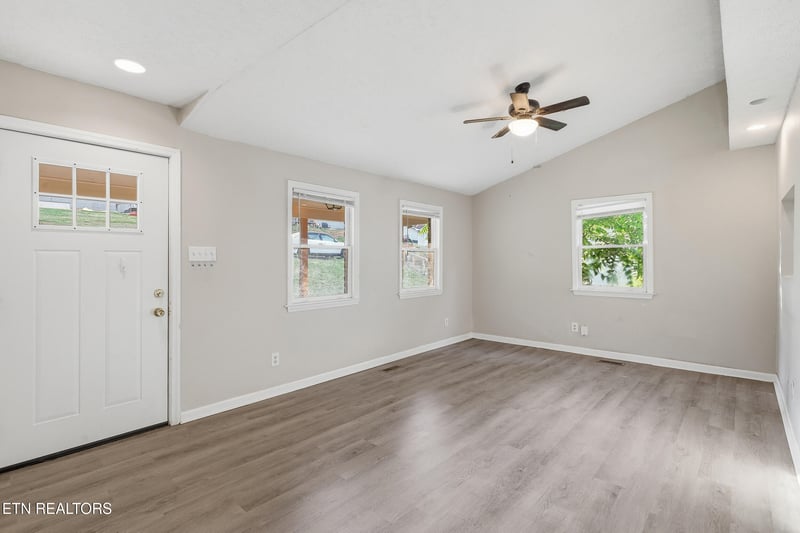 916 Graves St, Knoxville, TN 37915