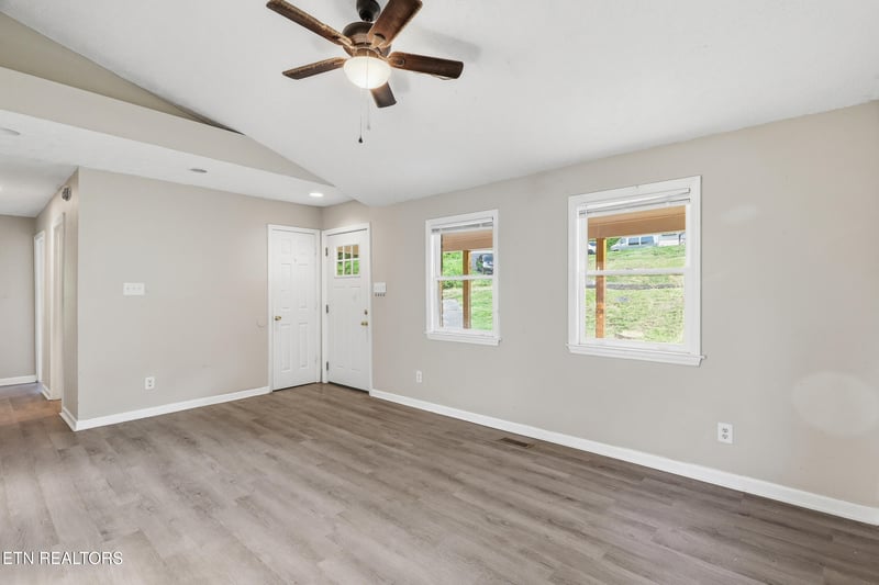 916 Graves St, Knoxville, TN 37915