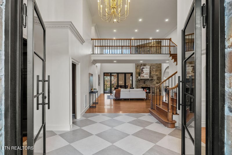 9163 Linksvue Dr, Knoxville, TN 37922