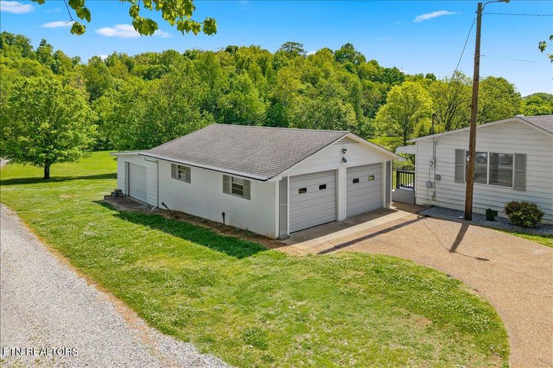 917 Central Ave, Athens, TN 37303