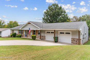 917 Huntington Farms Rd, Maryville, TN 37803
