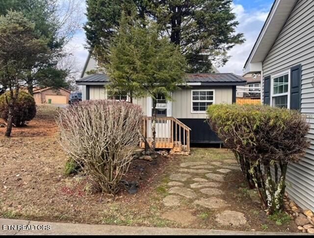 917 Ruby Dr, Maryville, TN 37803