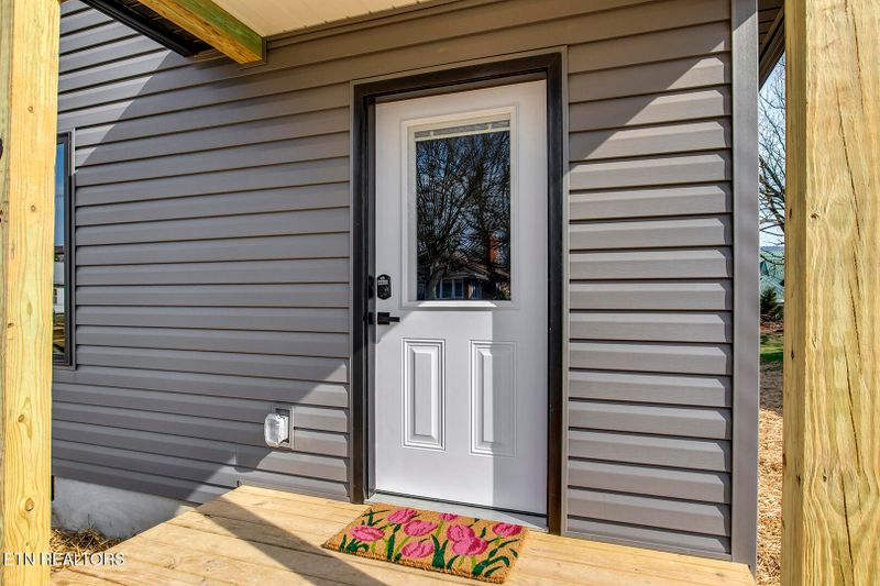 917 Washington Ave, Etowah, TN 37331