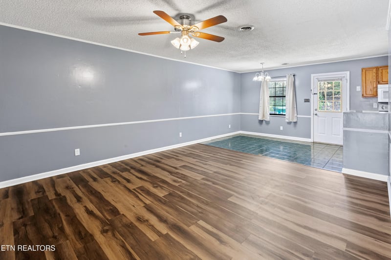 919 Chip Cove Ln, Knoxville, TN 37938