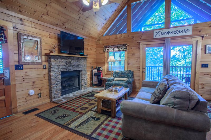 919 Cub Run Way, Sevierville, TN 37862