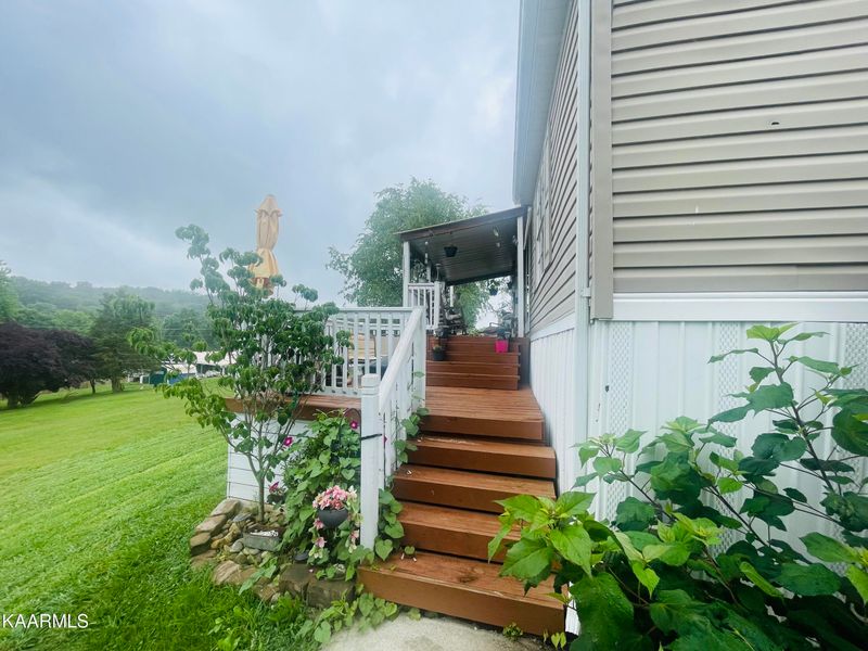 919 Douglas Dam Rd, Kodak, TN 37764