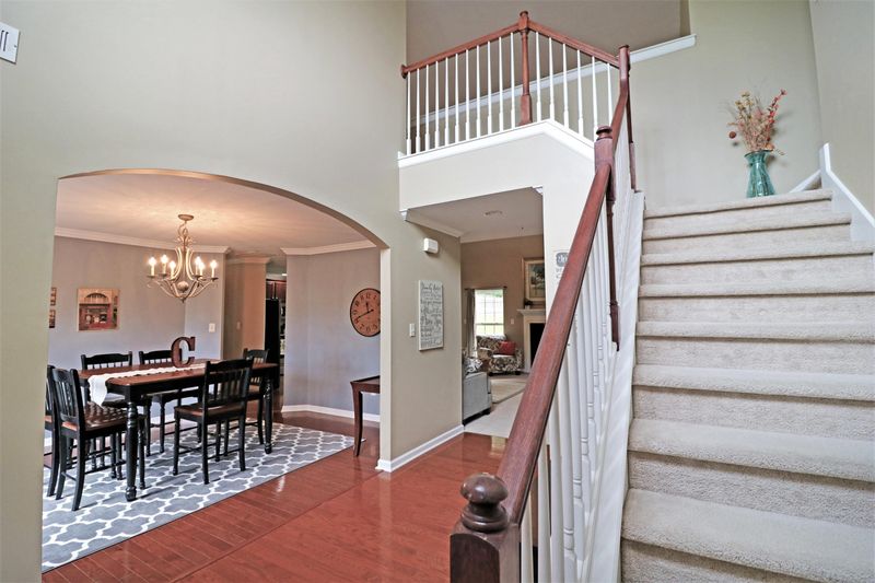 919 Heathgate Rd, Knoxville, TN 37922