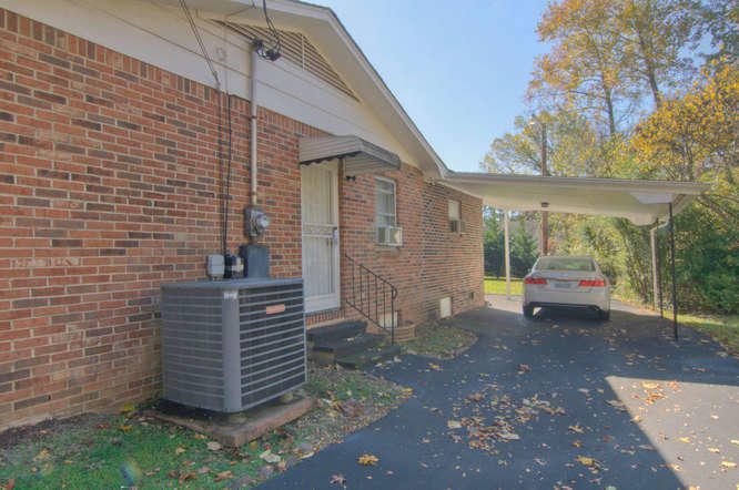 919 Irwin Dr, Powell, TN 37849