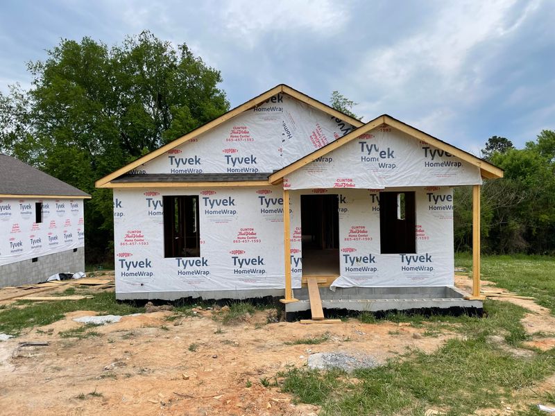 919 Loy St, Clinton, TN 37716