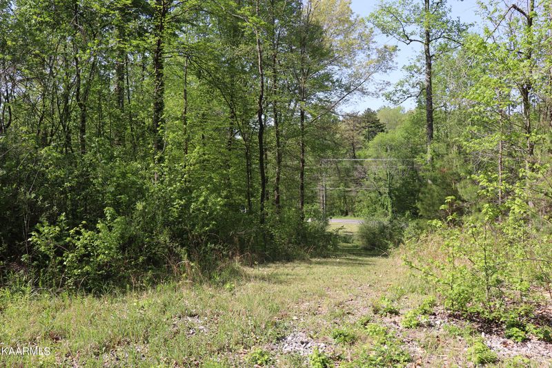 919 Marlow Cir, Clinton, TN 37716