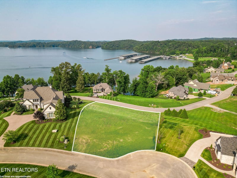 919 Southern Way, Lenoir City, TN 37772