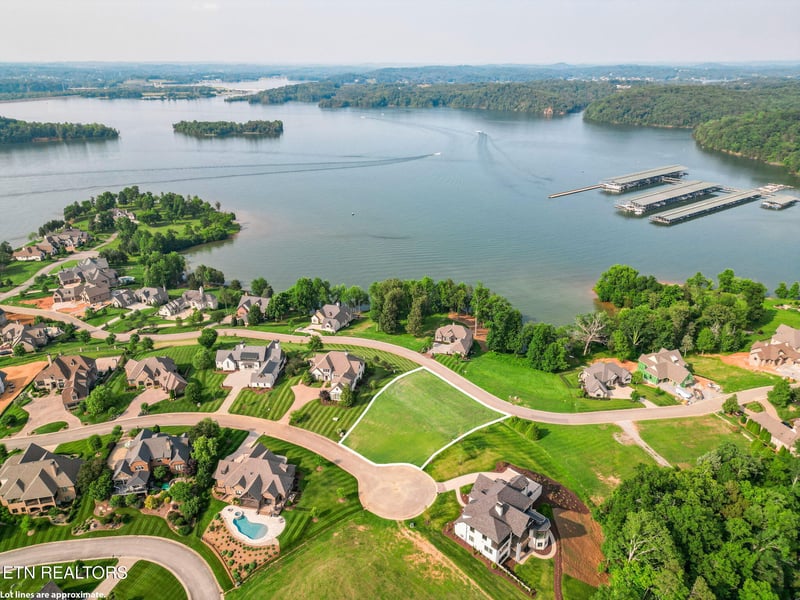 919 Southern Way, Lenoir City, TN 37772