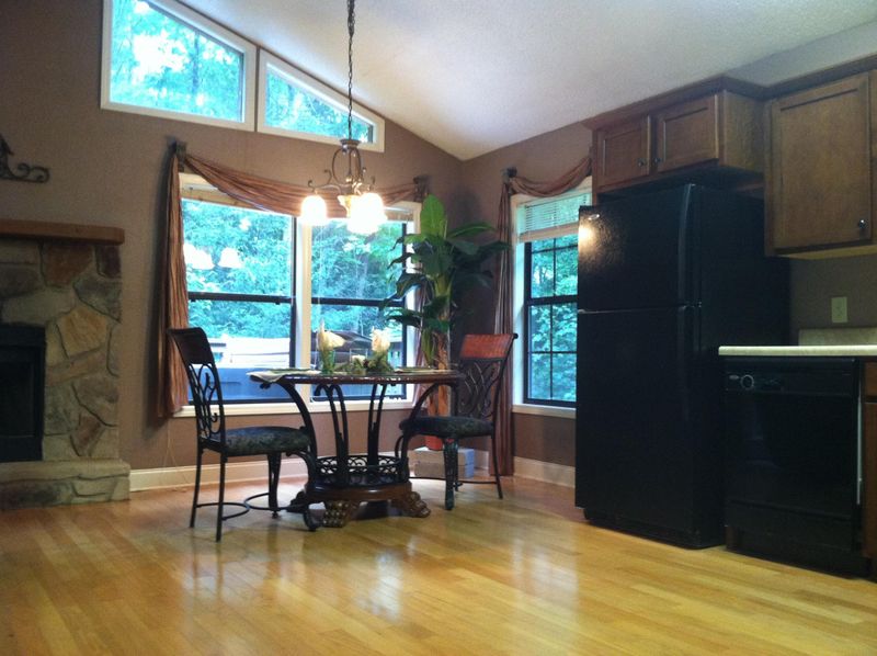 919 Stone Tr, Sevierville, TN 37876