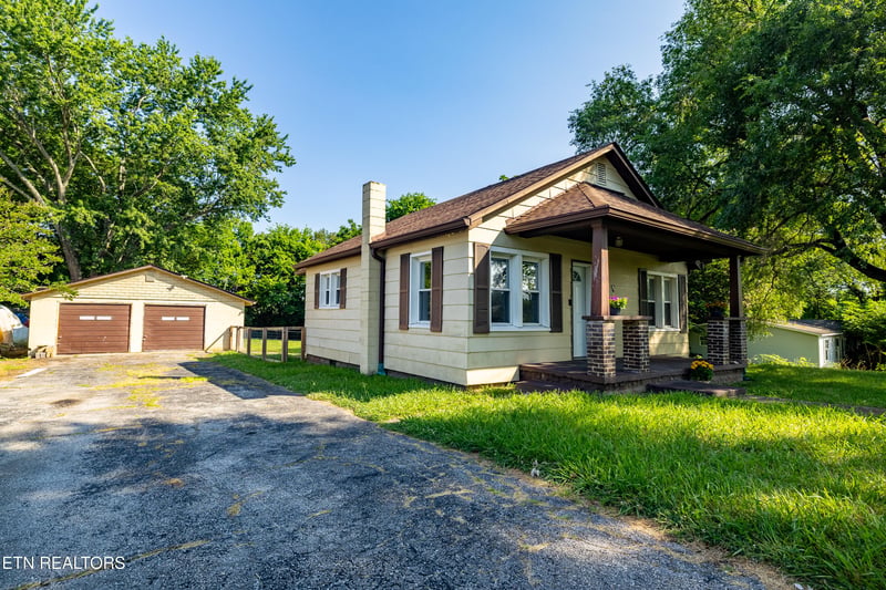 919 Wallace Harris Ave, Maryville, TN 37801