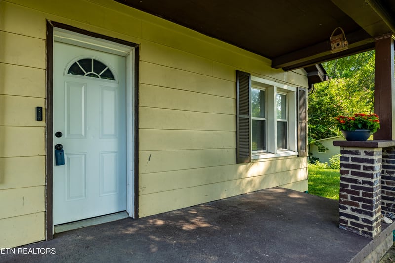 919 Wallace Harris Ave, Maryville, TN 37801