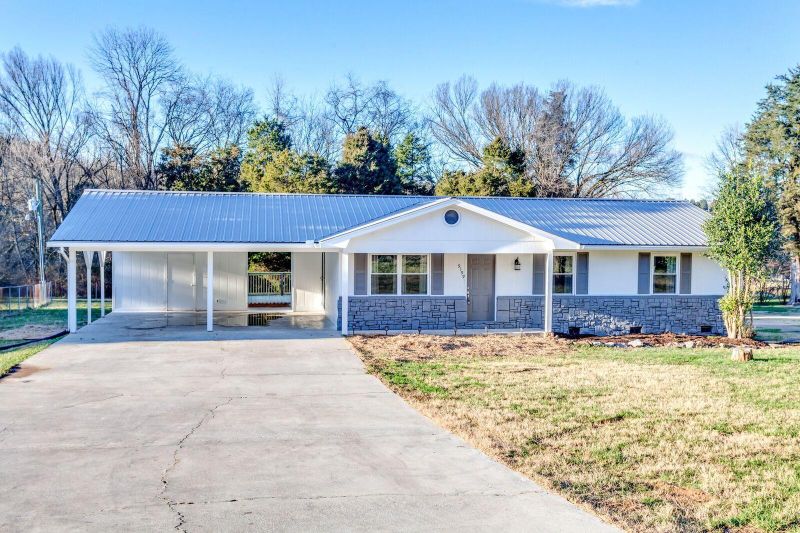 9199 Highway 72, Loudon, TN 37774