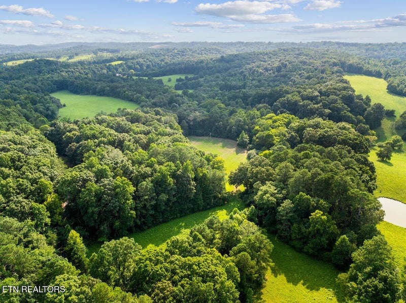 92 AC County Rd, Athens, TN 37303
