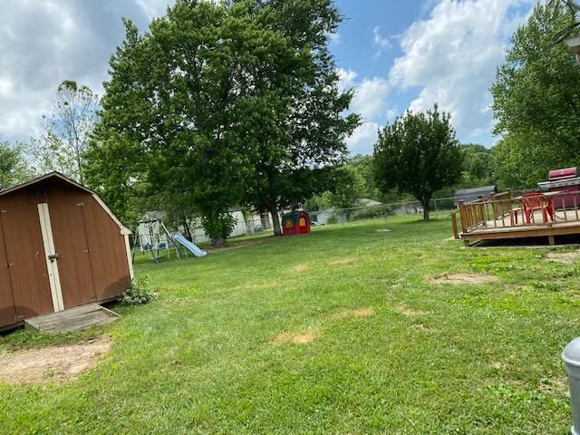 92 E Ridge Dr, Crossville, TN 38555