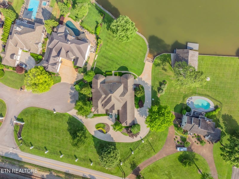 920 Harbor Pointe Way, Knoxville, TN 37922