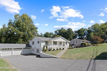 920 Mallory Rd, Knoxville, TN 37919