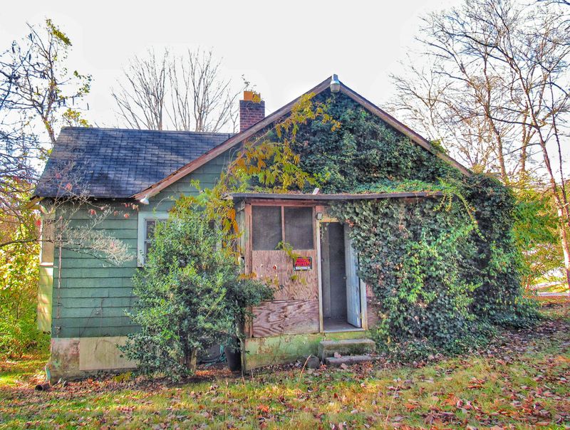 920 Murray Dr, Knoxville, TN 37912