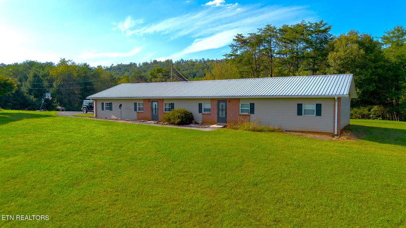 920 Newell Cir, Seymour, TN 37865