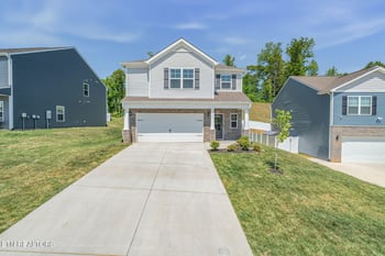 920 Utopia Ln, Knoxville, TN 37932