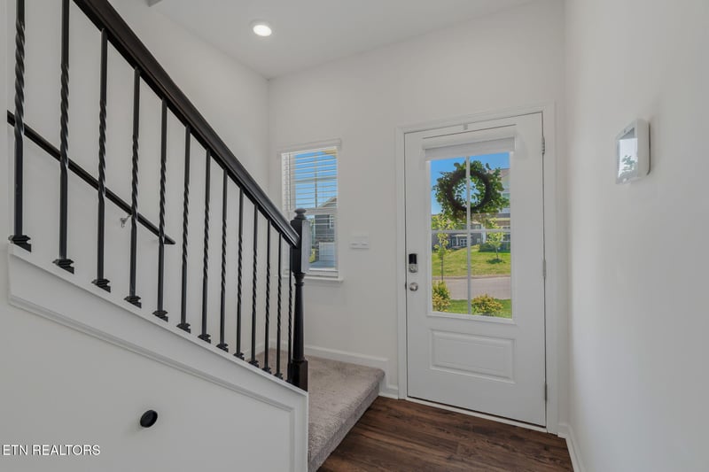 920 Utopia Ln, Knoxville, TN 37932