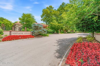 920 Westcourt Dr, Knoxville, TN 37919