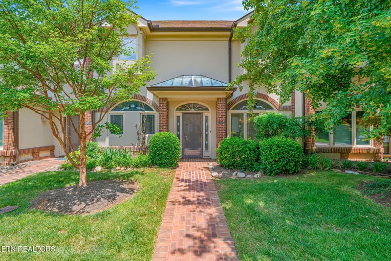 920 Westcourt Dr, Knoxville, TN 37919