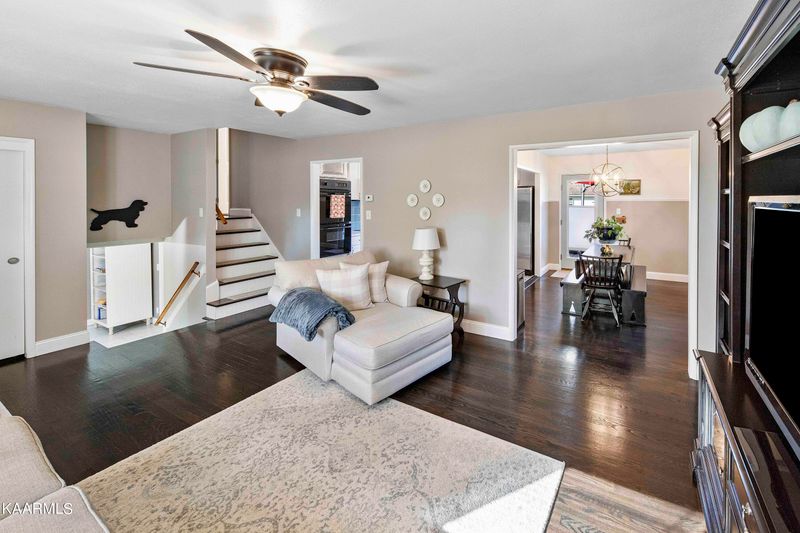 9209 Guyot Dr, Knoxville, TN 37922