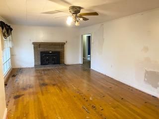 921 Ford Rd, Lenoir City, TN 37772