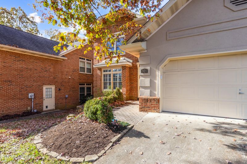 921 Heather Way, Knoxville, TN 37919
