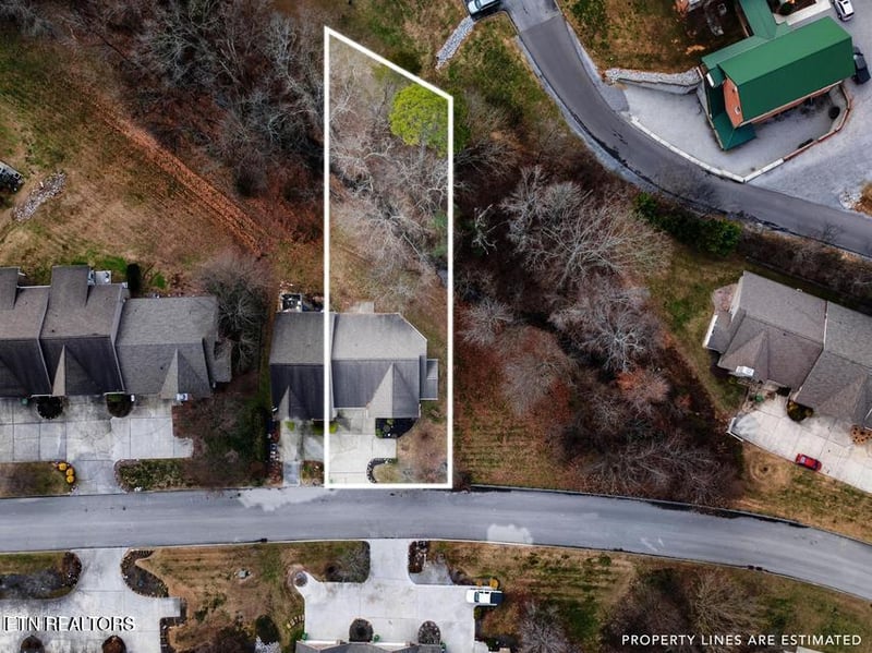 921 Mercer Dr, Maryville, TN 37801