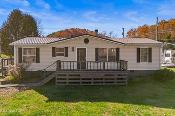 921 Rocky Summit Rd, Bean Station, TN 37708