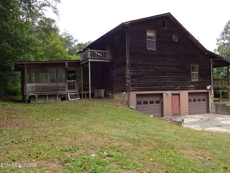 9210 Brock Rd, Knoxville, TN 37938