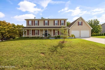 9212 Countryway Dr, Knoxville, TN 37922