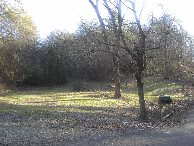 9217 SE Kodak Rd, Kodak, TN 37764