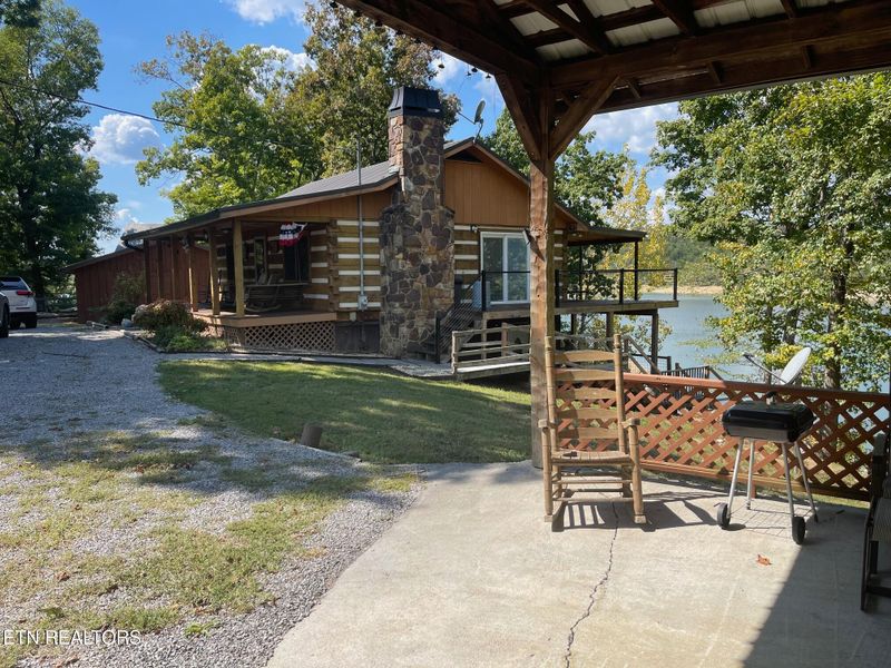 922 Leisure Ln, Sevierville, TN 37876