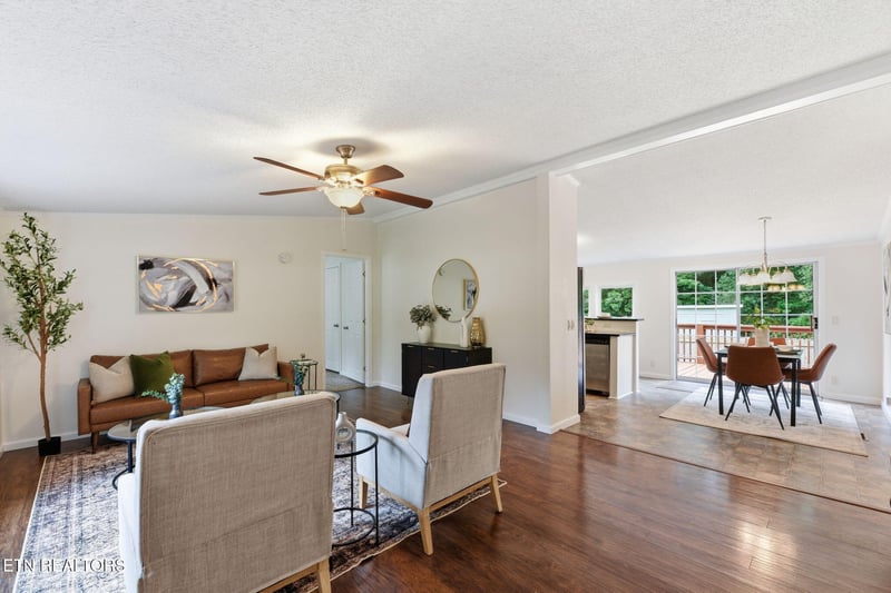 922 Poplar St, Alcoa, TN 37701