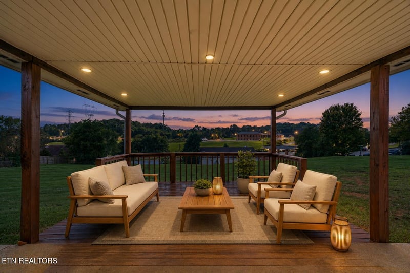9220 Slade Rd, Knoxville, TN 37931