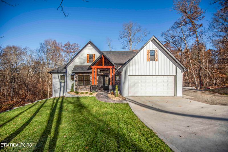9222 White Lightning Way, Knoxville, TN 37938
