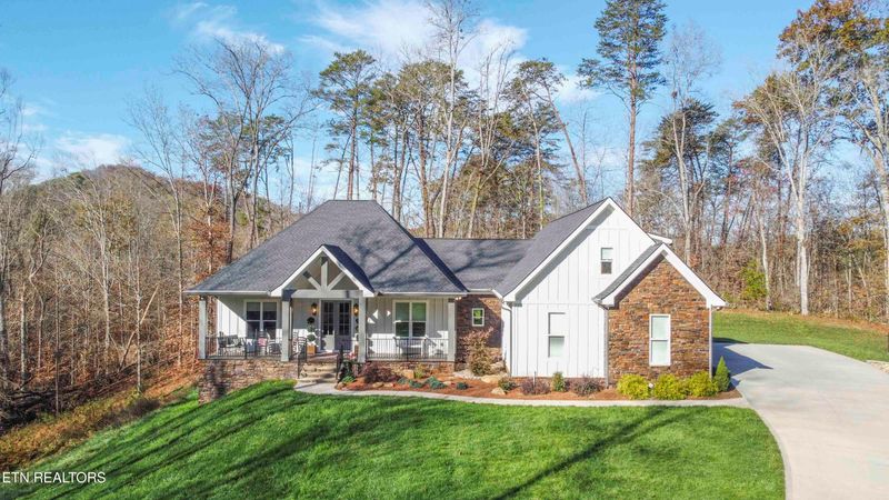 9223 White Lightning Way, Knoxville, TN 37938